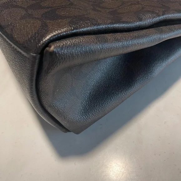 Coach shoulder Hand bag Purse Brown & Pink Flawless Like NEW adjustable strap - Picture 6 of 14